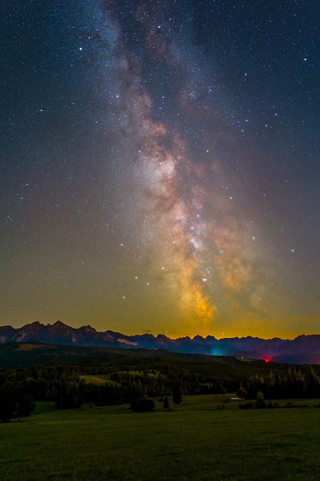 KAR03303-Min Horizon Noise-Edit.jpg